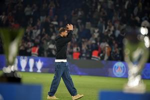 奥恩斯坦：多纳鲁马仍可能加盟曼城 阿森纳在追因卡皮耶但得卖人