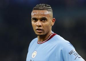 太阳报：水晶宫1500万英镑正式报价曼城后卫阿坎吉