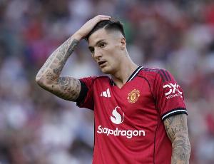 迪尼：舍什科仅22岁需要建议和帮助，曼联可以请鲁尼来指导他