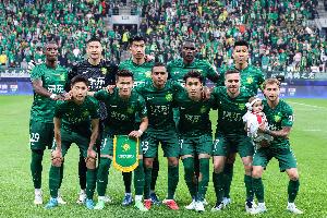 记者：想不到国安一个争冠队伍，这样的时刻遭史上最大比分失利