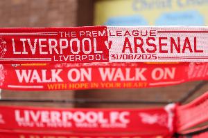 红军枪手一同庆祝！天空：曼城输球时，安菲尔德球场内响起欢呼声