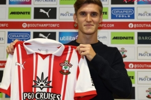 官方：南安普顿租借丹麦后卫耶勒特一年，可选择850万欧买断