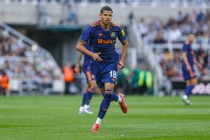 记者：奥苏拉去维拉因欧足联支出规则变得复杂 法鹰也在谈判