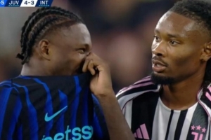 米体：图拉姆向国米全队解释被绝杀后发笑原因，调侃弟弟犯规在先