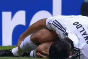 09年铲伤C罗的马赛后卫：我对他说，‘我不是你儿子，别想耍我’