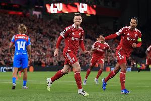 罗伯逊：我们需要更轻松的胜利，助教说他年纪大了不能老看绝杀