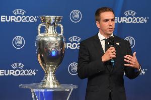 官方：拉姆将被授予联邦功绩勋章，表彰其为组织欧洲杯的杰出贡献