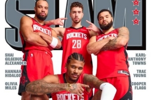今年2月4位火箭球员拍摄的Slam杂志封面 只剩申京在队能打