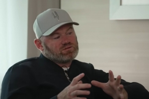 鲁尼：在目前的曼联更衣室，我和基恩都会被解雇、会被指控霸凌