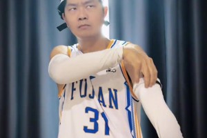 字正腔圆！模仿帝陈海泳再次复刻王哲林经典名场面🤣