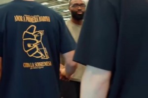 欢迎来到NBA！名场面：当凯尔特人的新秀第一天与队友见面！